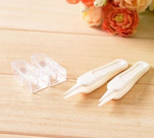 Load image into Gallery viewer, Baby Milk Teeth Box Spanish English Russion Baby Wood Tooth Box Baby Tooth Organizer Kids Deciduous Storage Collect wooden Box